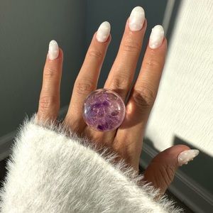 Amethysts Ring Shaker